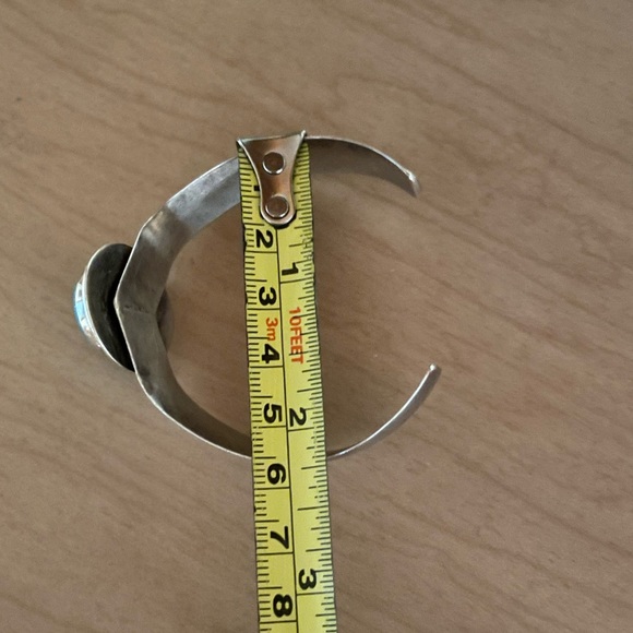 Native American Turquoise & Sterling Cuff bracelet beautiful stone!!!! - Picture 5 of 11